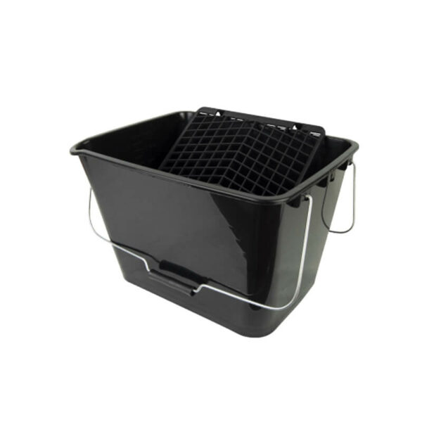 Cubeta Pro Plástico 16L con rejilla